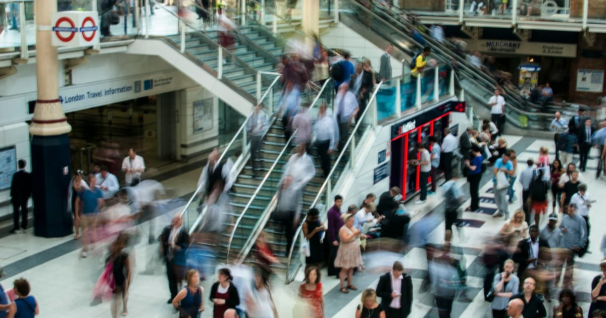 Iron+Steel Threads' Black Friday Sale to Boost Youth Hockey Access Through Charitable Model