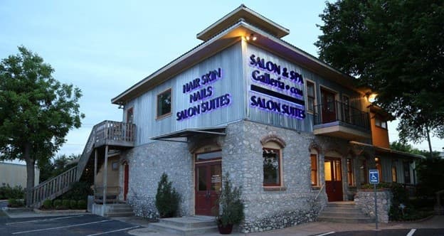 Eighth Annual Beauty Brunch Empowers Survivors with Community Support