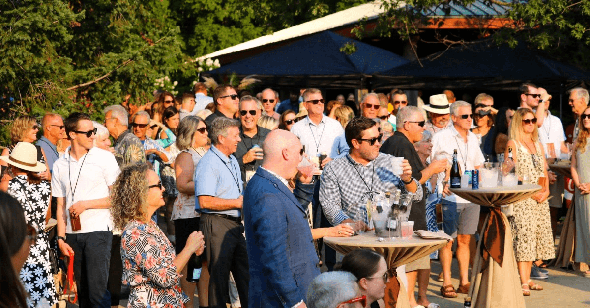 Blank Park Zoo's Safari Soiree: A Night of Fun for Conservation