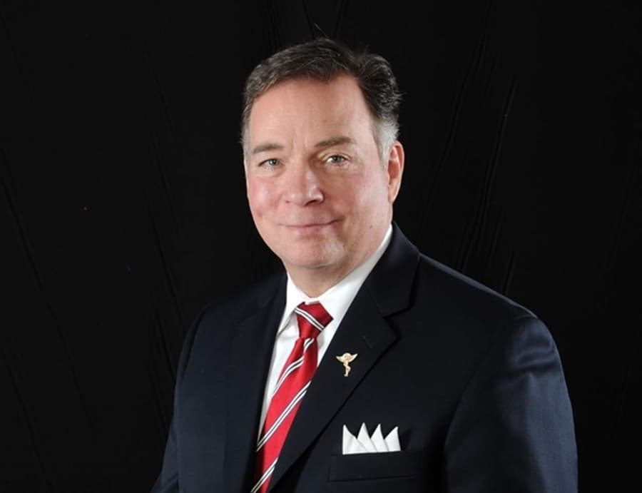 Dr. Gary Edwards Scholarship Aims to Foster Innovation in Healthcare Education