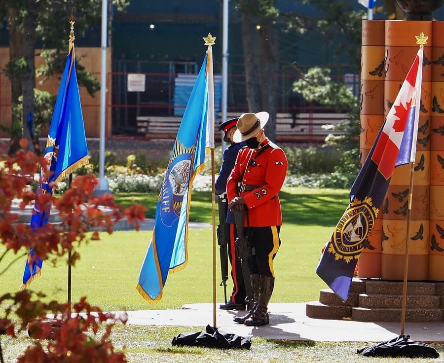 Jeff the Liquidator's Year-Long Auction Series Supports Families of Fallen Officers